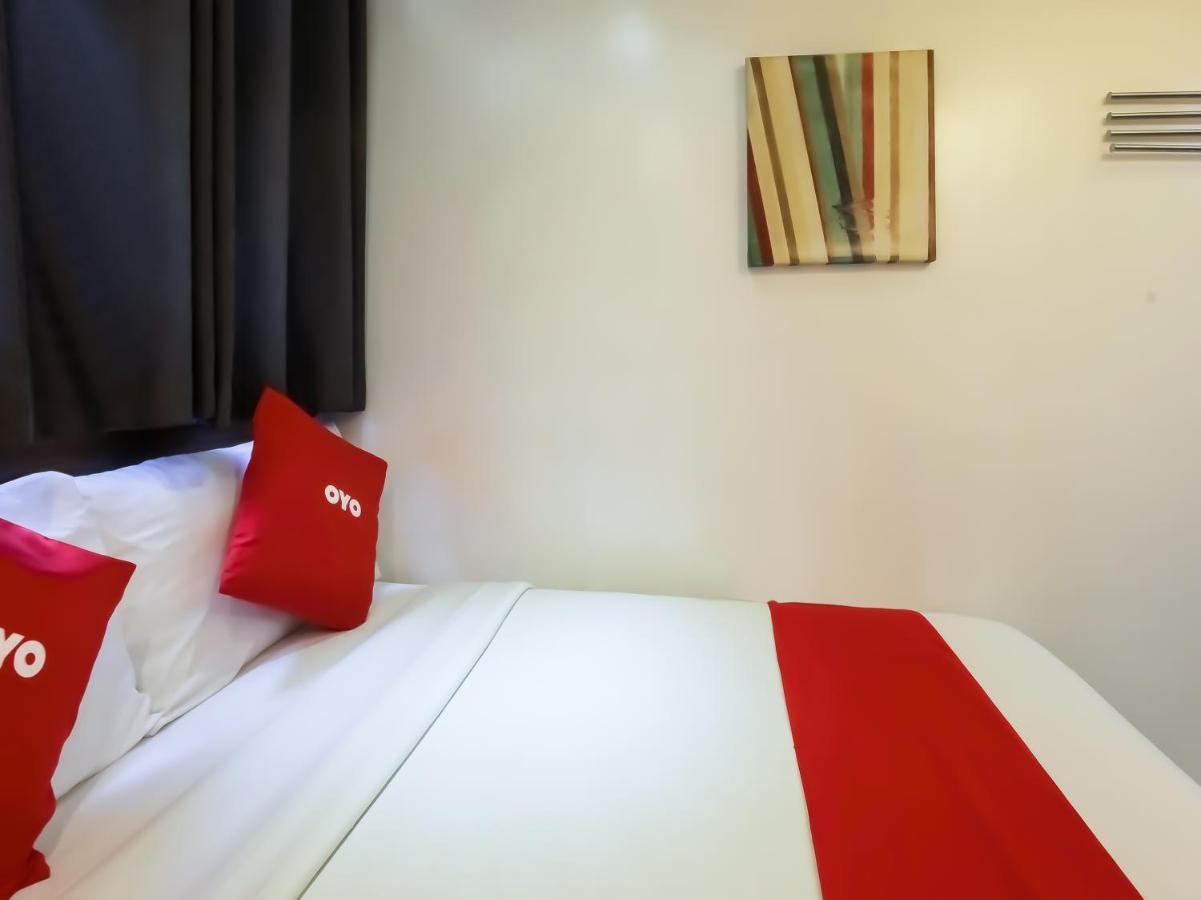 Capital O 860 Nest Nano Suites Makati Makati City Bagian luar foto