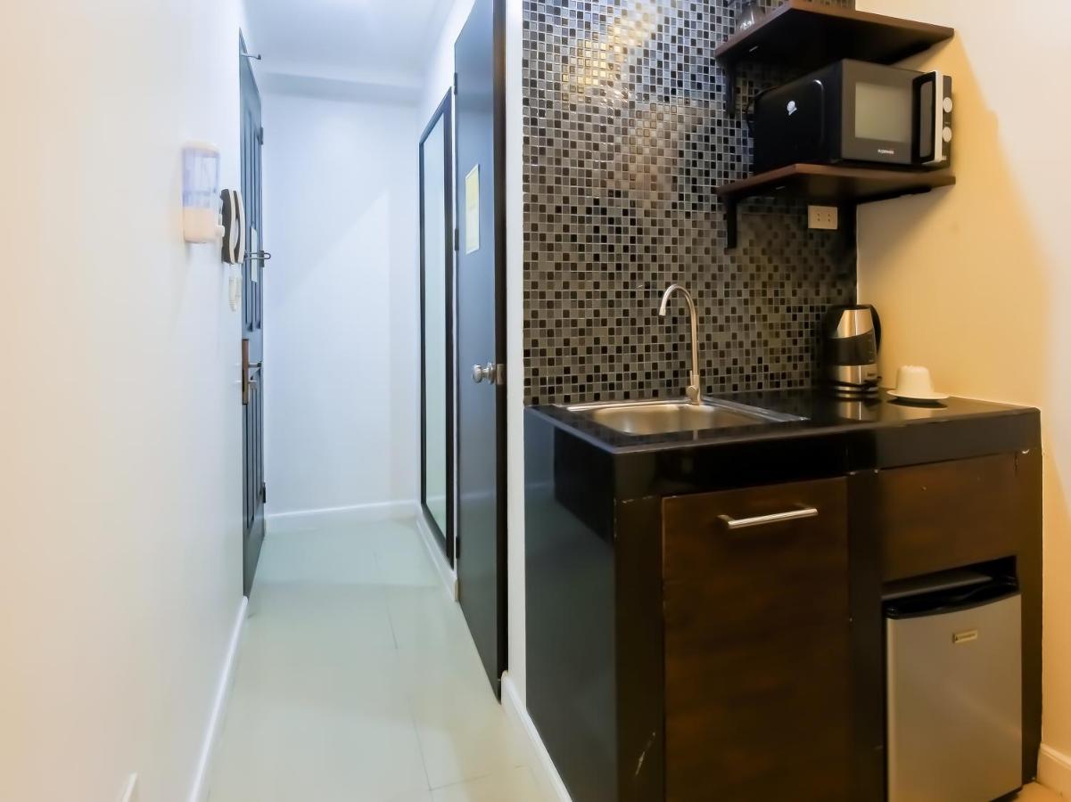 Capital O 860 Nest Nano Suites Makati Makati City Bagian luar foto
